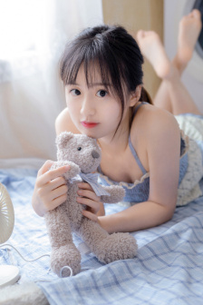精华液一区二区区别